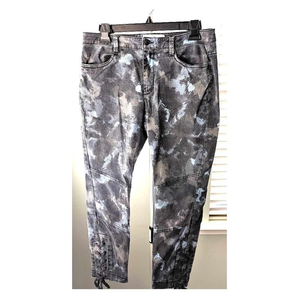 H&M cropped painted jeans